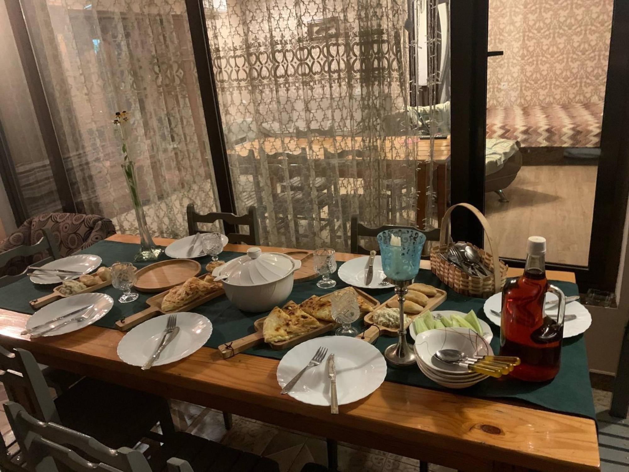 Готель Nini'S Sweet House Matkhoji Екстер'єр фото
